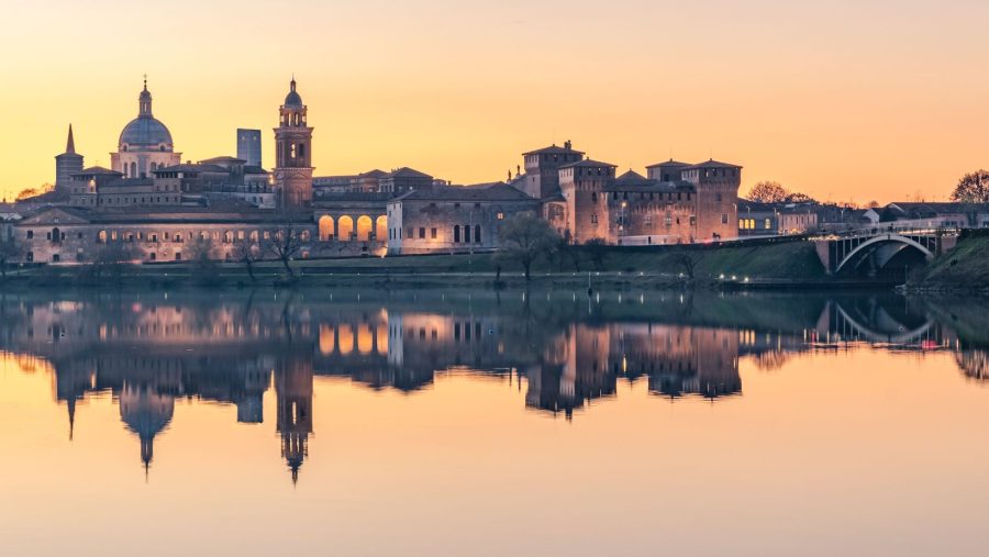 Ecco perchè dovresti andare nel Parco del Mincio quando fiorisce il loto (e cosa mettere per delle foto top)