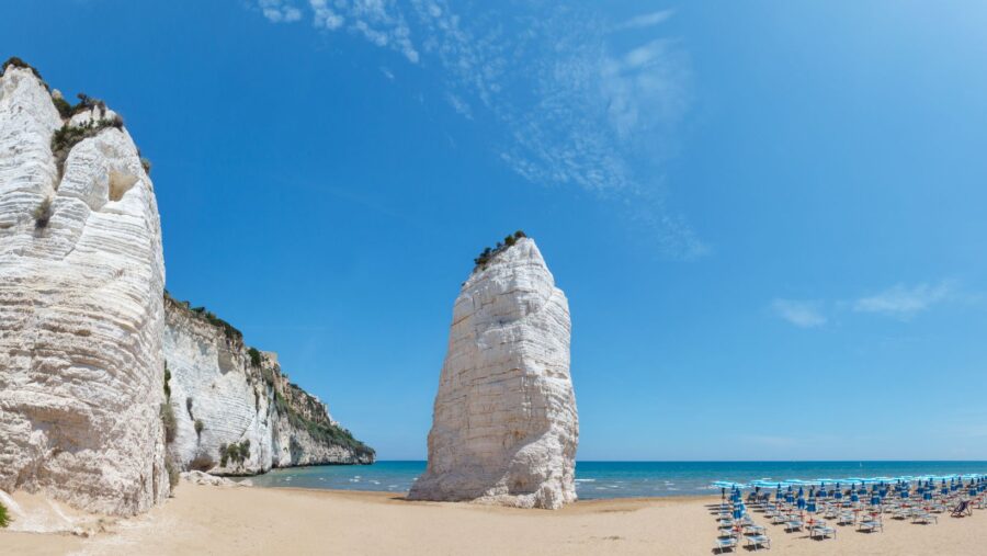 La Spiaggia di Pizzomunno, la spiaggia leggendaria del Gargano