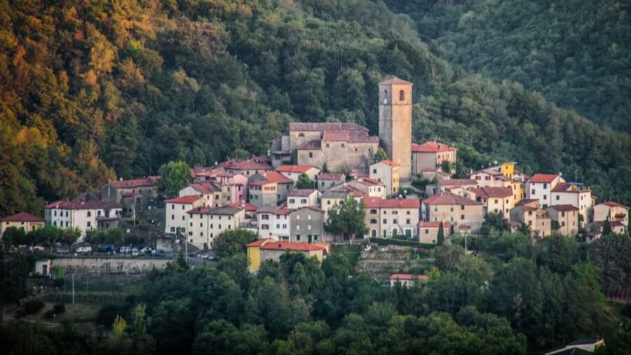 Piteglio, il borgo leggendario (e verde) della montagna pistoiese